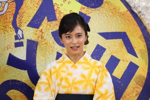小島瑠璃子、『キリン のどごし＜生＞』夏の開幕式に登場