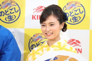 小島瑠璃子、『キリン のどごし＜生＞』夏の開幕式に登場