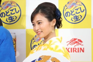 小島瑠璃子、『キリン のどごし＜生＞』夏の開幕式に登場