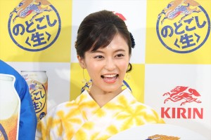 小島瑠璃子、『キリン のどごし＜生＞』夏の開幕式に登場