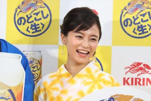 小島瑠璃子、『キリン のどごし＜生＞』夏の開幕式に登場