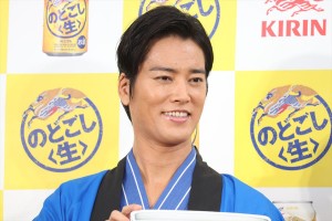 桐谷健太、『キリン のどごし＜生＞』夏の開幕式に登場