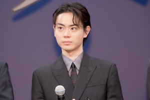 映画『アルキメデスの大戦』完成披露試写会に登壇した菅田将暉