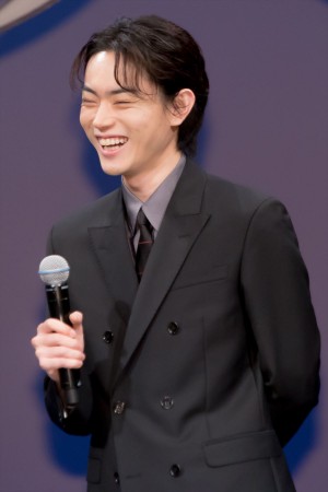 映画『アルキメデスの大戦』完成披露試写会に登壇した菅田将暉