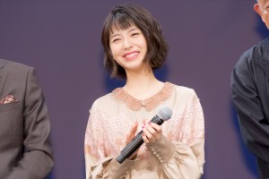 映画『アルキメデスの大戦』完成披露試写会に登壇した浜辺美波