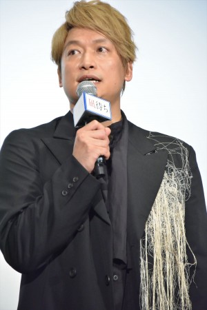 映画『凪待ち』初日舞台挨拶に登場した香取慎吾