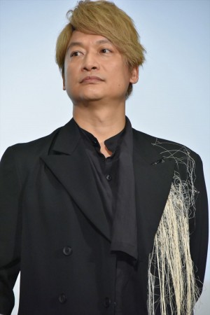 映画『凪待ち』初日舞台挨拶に登場した香取慎吾