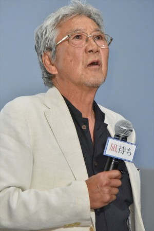 映画『凪待ち』初日舞台挨拶に登場した吉澤健