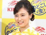 【写真】小島瑠璃子、“ホスト界の帝王”ローランドと2ショットで感激