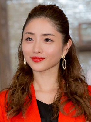 『Heaven？～ご苦楽レストラン～』制作発表記者会見に登場した石原さとみ