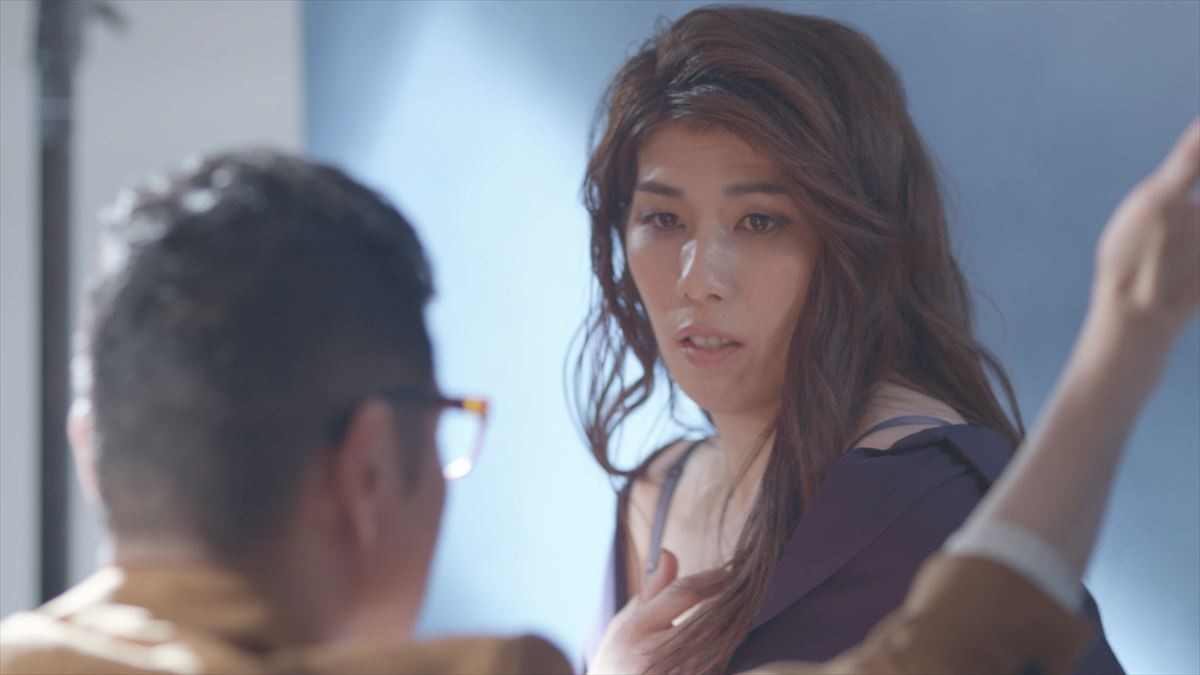 吉田沙保里、初の下着モデルで美ボディ披露　“緊張”のメイキングカットも公開