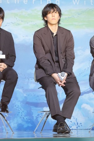 映画『天気の子』製作報告会見に登場した野田洋次郎（RADWIMPS）