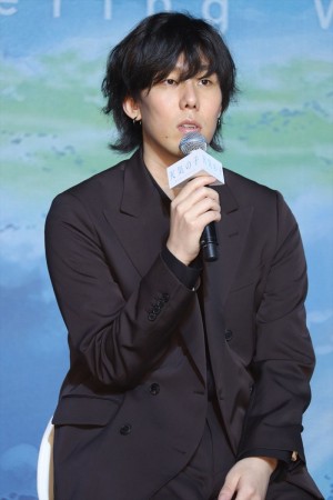 映画『天気の子』製作報告会見に登場した野田洋次郎（RADWIMPS）