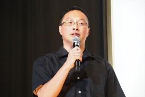 映画『よこがお』完成披露プレミア上映会に登場した深田晃司監督