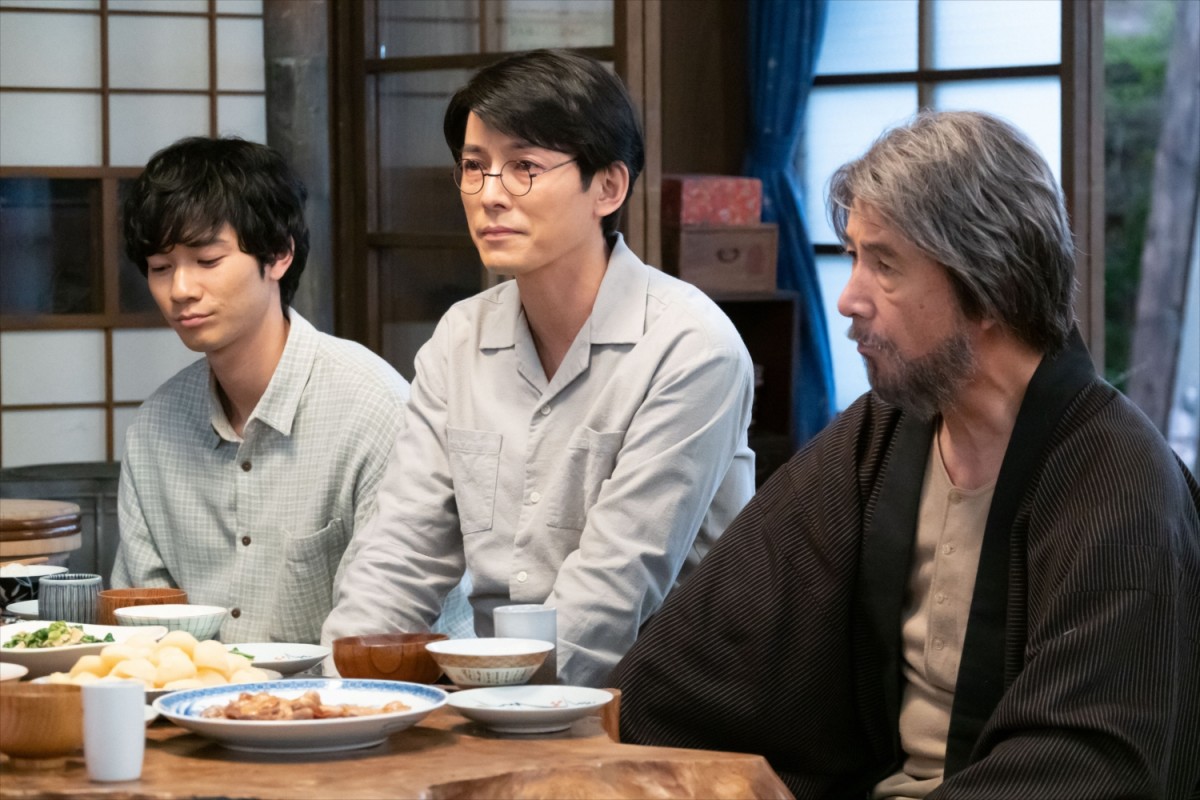 『なつぞら』清原果耶を優しく見守る草刈正雄に「早くもデレてる」の声