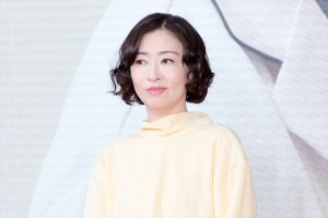 松雪泰子 直筆サイン写真 松雪泰子 直筆サイン写真 - メルカリ