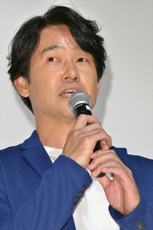 『アンダー・ユア・ベッド』舞台挨拶付き完成披露上映会に登場した安部賢一