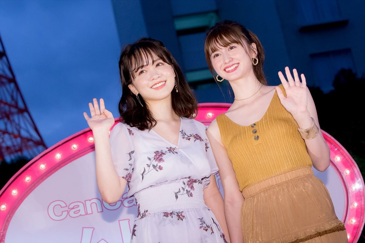 ゆうこす＆菜波、水着美女100名とプール開き 「もっとモテたい」野望語る