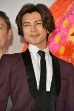 『Ｄｉｎｅｒ　ダイナー』初日舞台挨拶に登場した武田真治