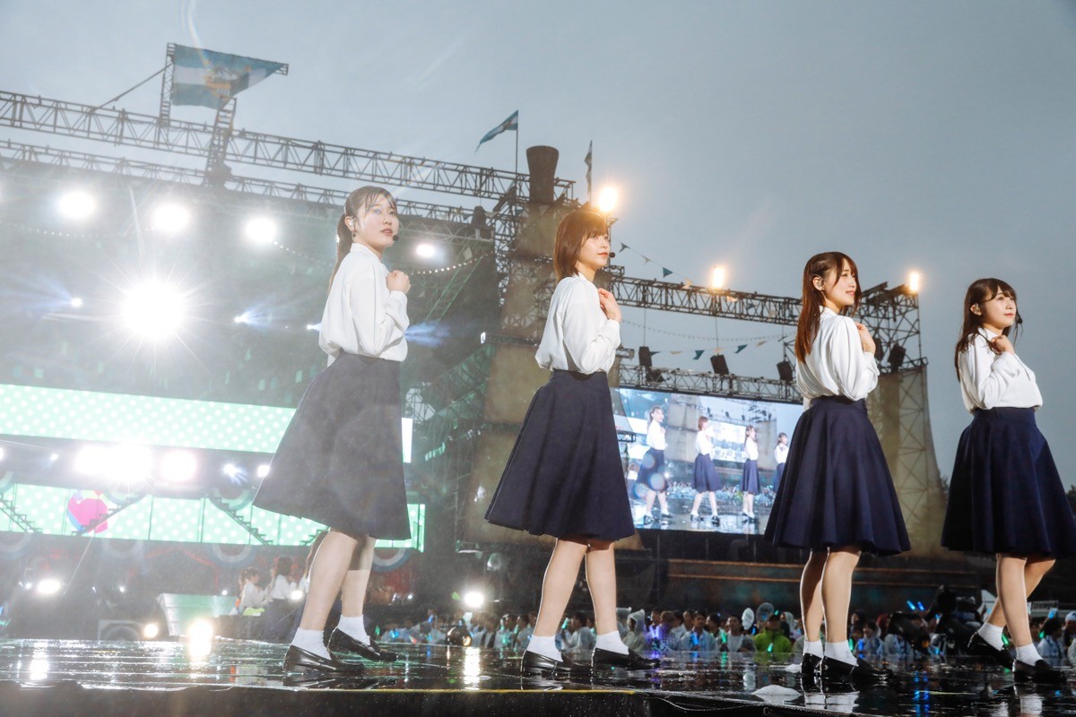 欅坂46「欅共和国」 “びしょ濡れ”で1万6000人魅了　原田葵の復帰も