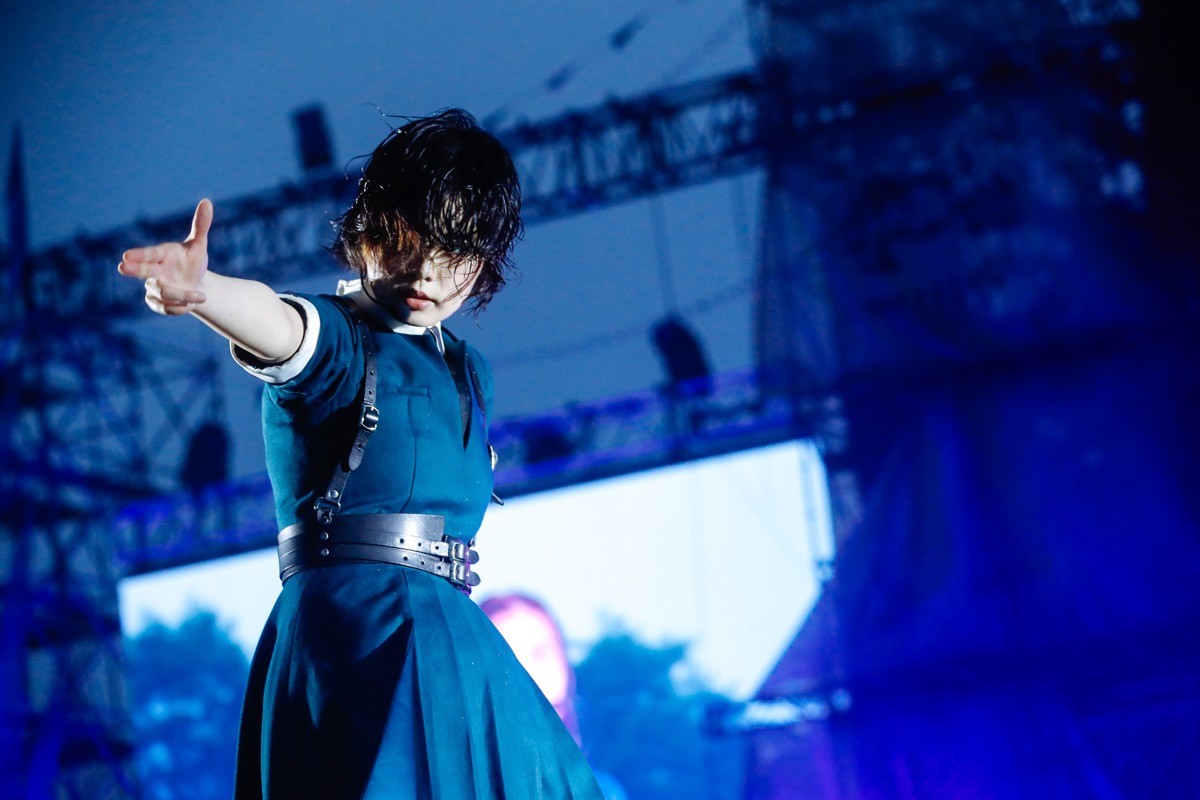 欅坂46「欅共和国」 “びしょ濡れ”で1万6000人魅了　原田葵の復帰も