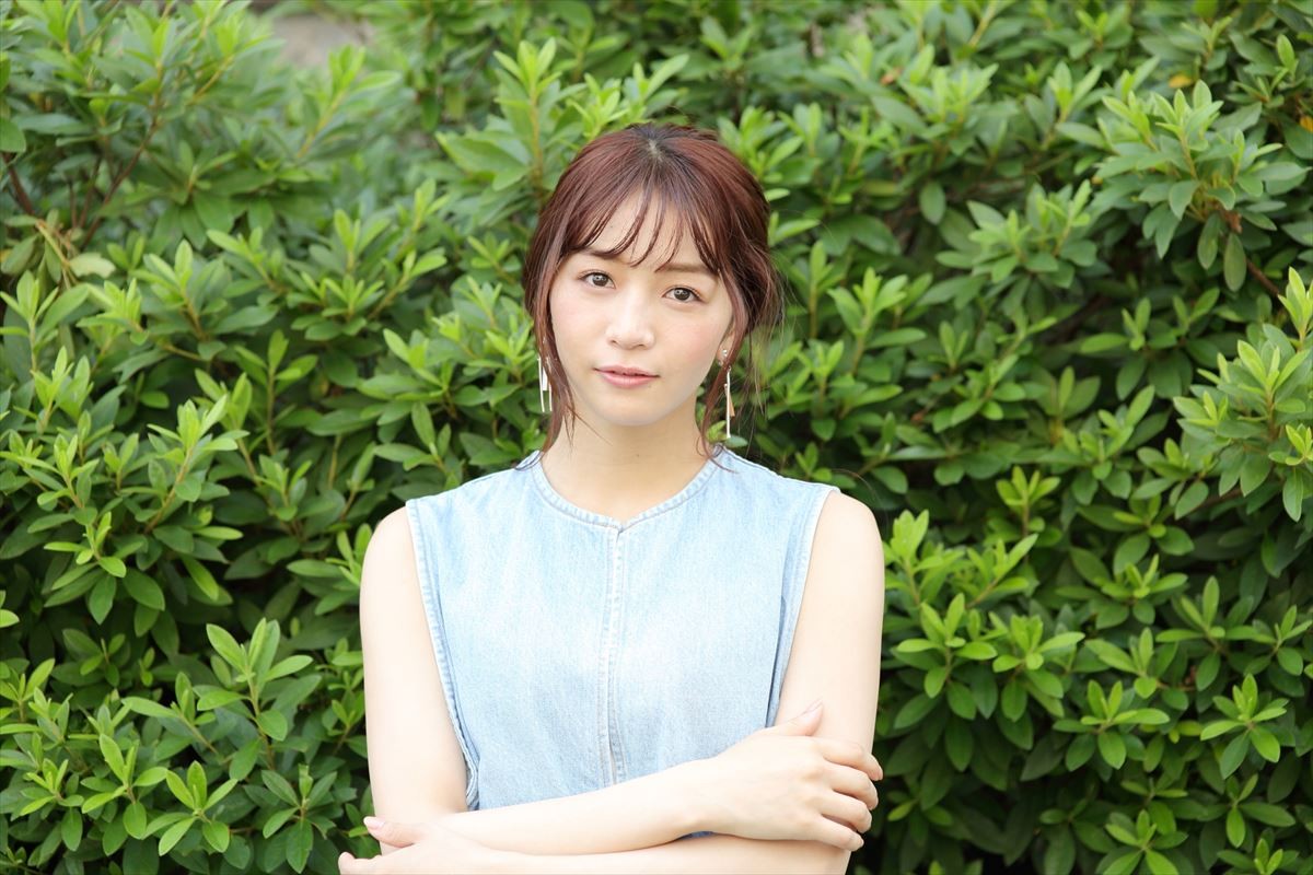 傳谷英里香、「もっとお芝居を磨いていきたい」 連ドラ初出演で天真爛漫なCAに！