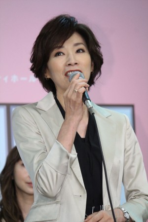 『ブラックorホワイト？あなたの上司、訴えます！』制作発表記者会見に登場した真琴つばさ