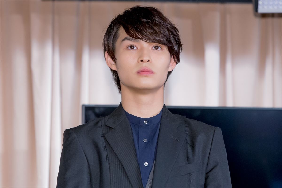 望月歩、初主演映画舞台挨拶で監督の無茶ぶりを冷静にスルー