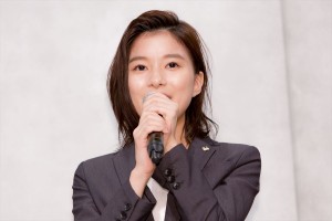 新火9ドラマ『TWO WEEKS』制作発表会見に登場した芳根京子