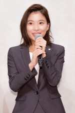 新火9ドラマ『TWO WEEKS』制作発表会見に登場した芳根京子