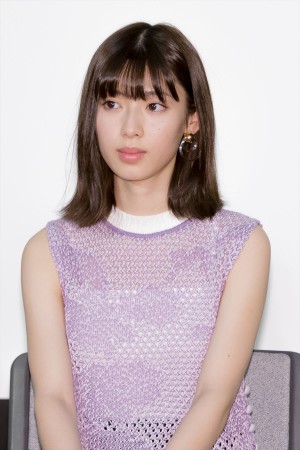 よるドラ『だから私は推しました』記者会見に登場した白石聖