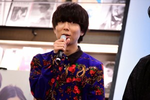 ドラマ『僕はまだ君を愛さないことができる』配信・放送記念トークイベントに登場した川谷絵音