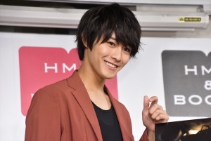 写真集『彩‐IRO‐』発売記念イベントに登場した猪野広樹