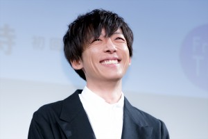 ドラマ『凪のお暇』記者会見に出席した高橋一生