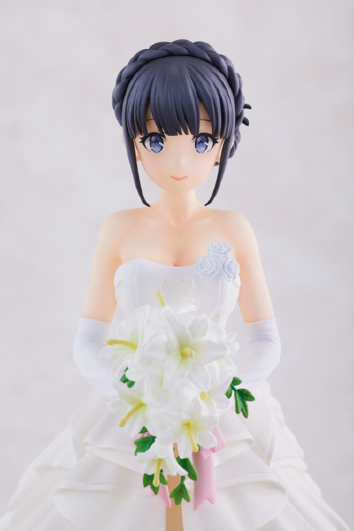 『青ブタ』桜島麻衣＆牧之原翔子を立体化　透け感のあるウエディングドレスを表現