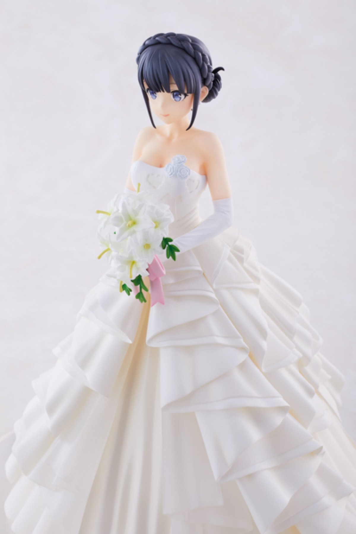 『青ブタ』桜島麻衣＆牧之原翔子を立体化　透け感のあるウエディングドレスを表現