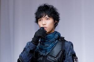 『仮面ライダーゼロワン』制作発表記者会見に登場した岡田龍太郎