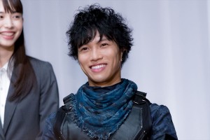 『仮面ライダーゼロワン』制作発表記者会見に登場した岡田龍太郎