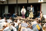 映画『引っ越し大名！』及川光博場面写真