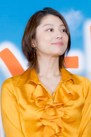 ドラマBiz『リーガル・ハート ～いのちの再建弁護士～』記者会見に登場した小池栄子