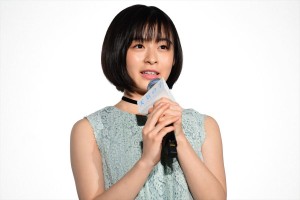 『天気の子』初日舞台挨拶に登場した森七菜