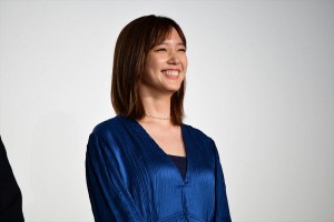 『天気の子』初日舞台挨拶に登場した本田翼