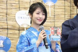 浜辺美波、『7月21日 ナツイチの日』記念記者会見に出席