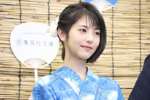 浜辺美波、『7月21日 ナツイチの日』記念記者会見に出席