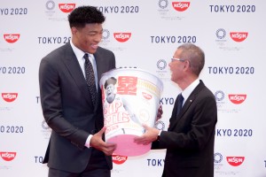 日清食品ホールディングス＆八村塁選手 グローバルスポンサーシップ契約記者発表会にて