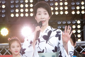 金曜ナイトドラマ『セミオトコ』制作発表記者会見に登場した檀ふみ