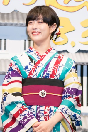 映画『引っ越し大名！』完成披露試写会に登場した高畑充希