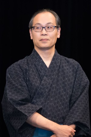 映画『引っ越し大名！』完成披露試写会に登場した正名僕蔵