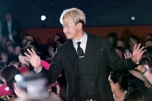 『人間失格 太宰治と3人の女たち』ジャパンプレミアに登場した小栗旬