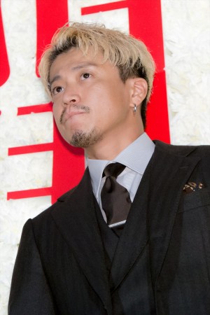 『人間失格 太宰治と3人の女たち』ジャパンプレミアに登場した小栗旬